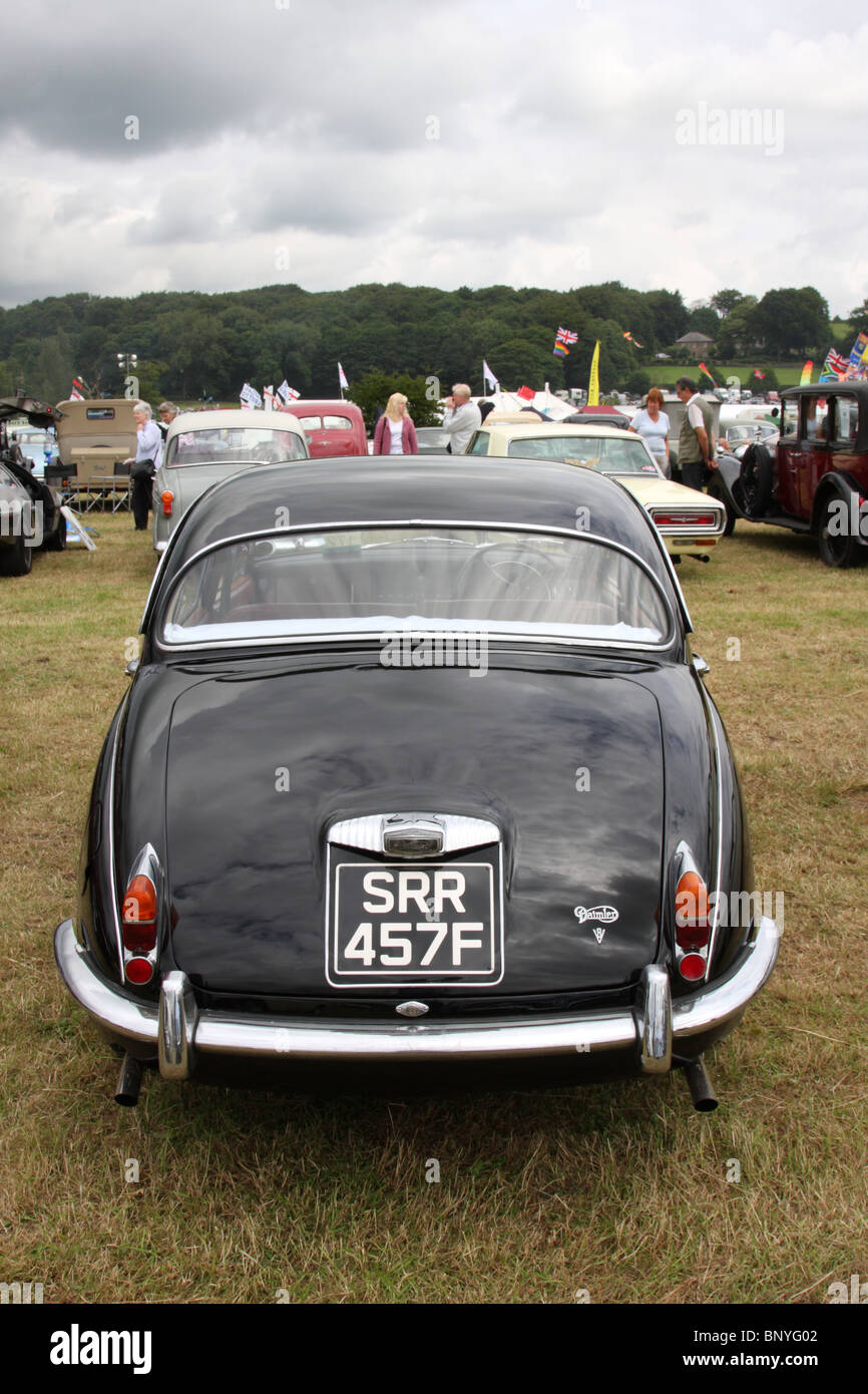 Ein Daimler-Oldtimer bei einer Oldtimer-Show in Großbritannien. Stockfoto