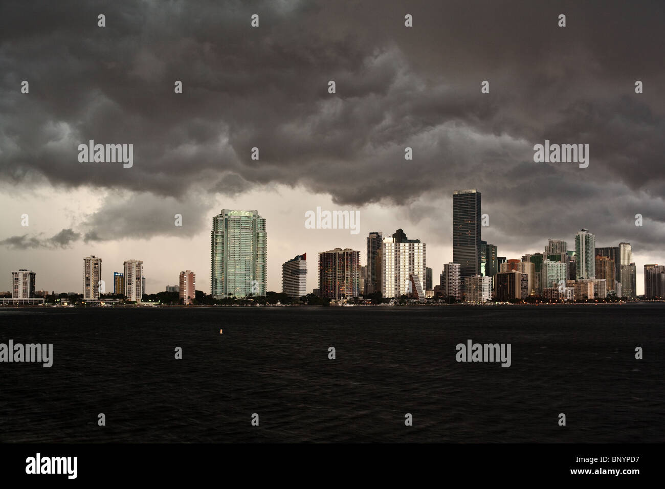 Gewitter über Downtown Miami Stockfoto