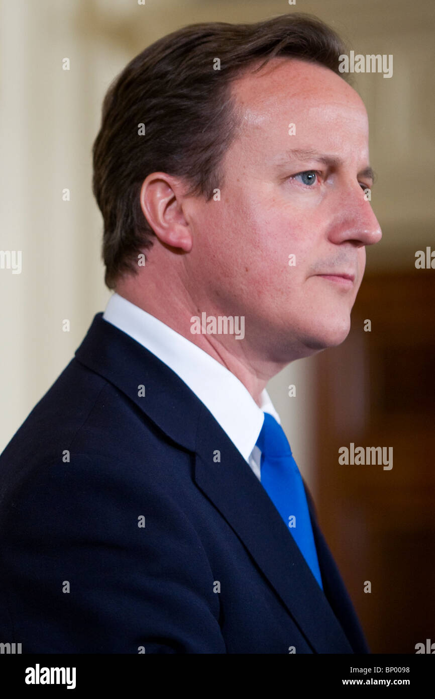Der britische Premierminister David Cameron nimmt in einer gemeinsamen Pressekonferenz im Weißen Haus. Stockfoto