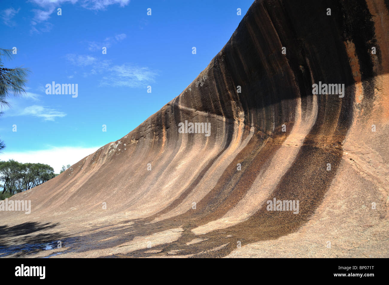 Australien - der Granit Riesen Surfwelle Hyden Rock Stockfoto