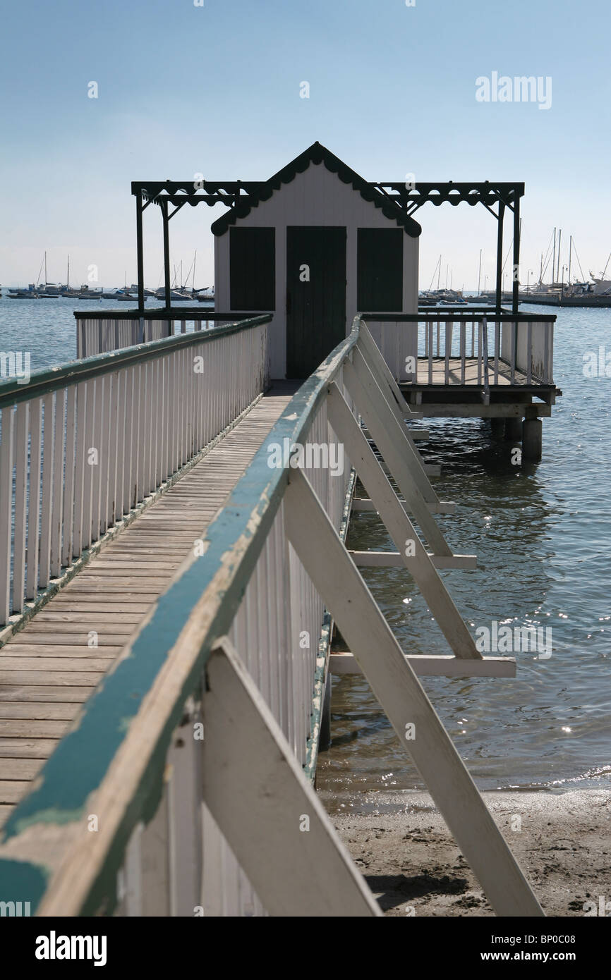 Holzsteg am Mar Menor, San Pedro del Pinatar, Murcia, Südspanien Stockfoto