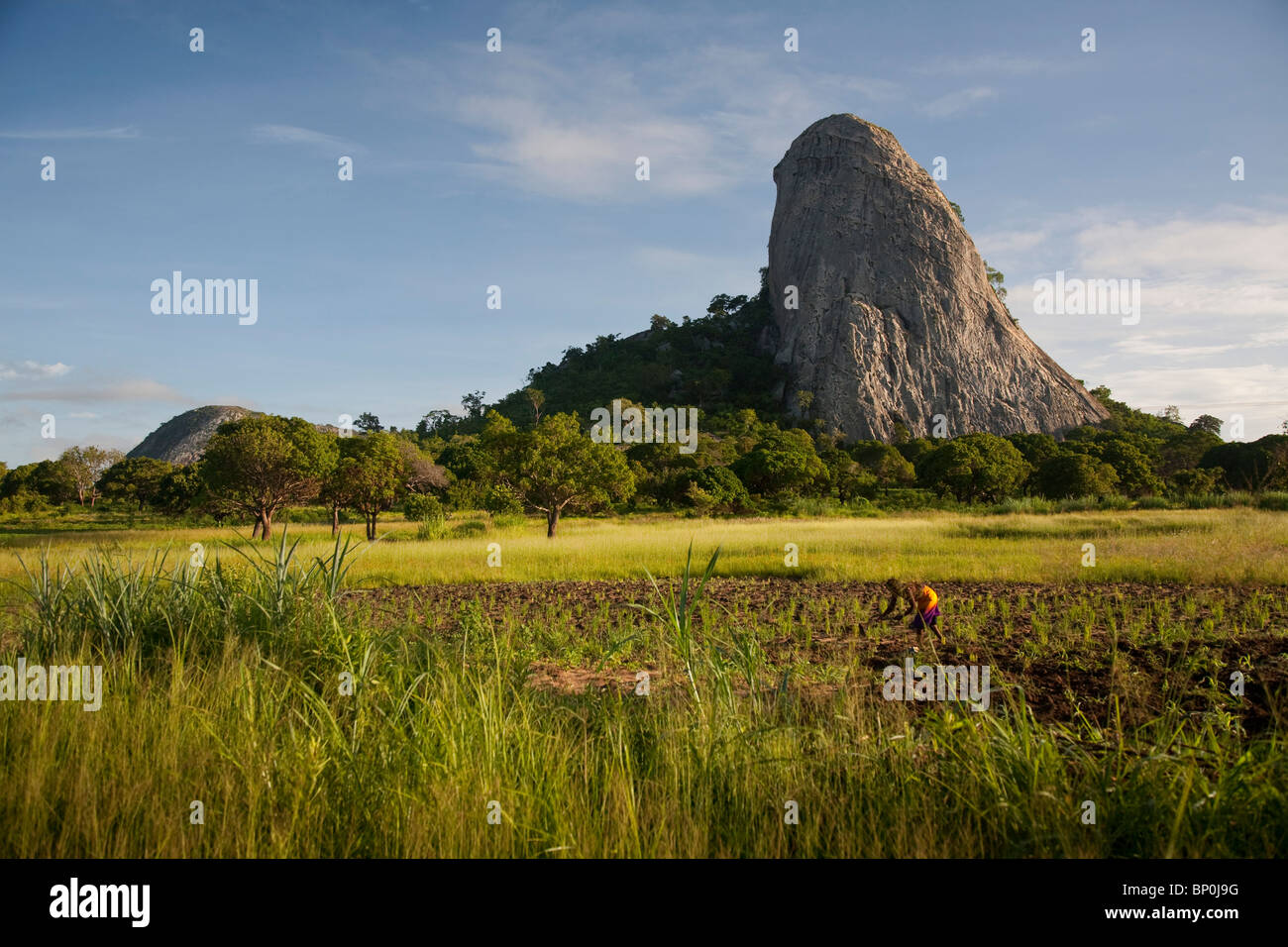 Mosambik, in der Nähe von Nampula. Die atemberaubende Landschaft des nördlichen Mosambik in den frühen Morgenstunden. Stockfoto