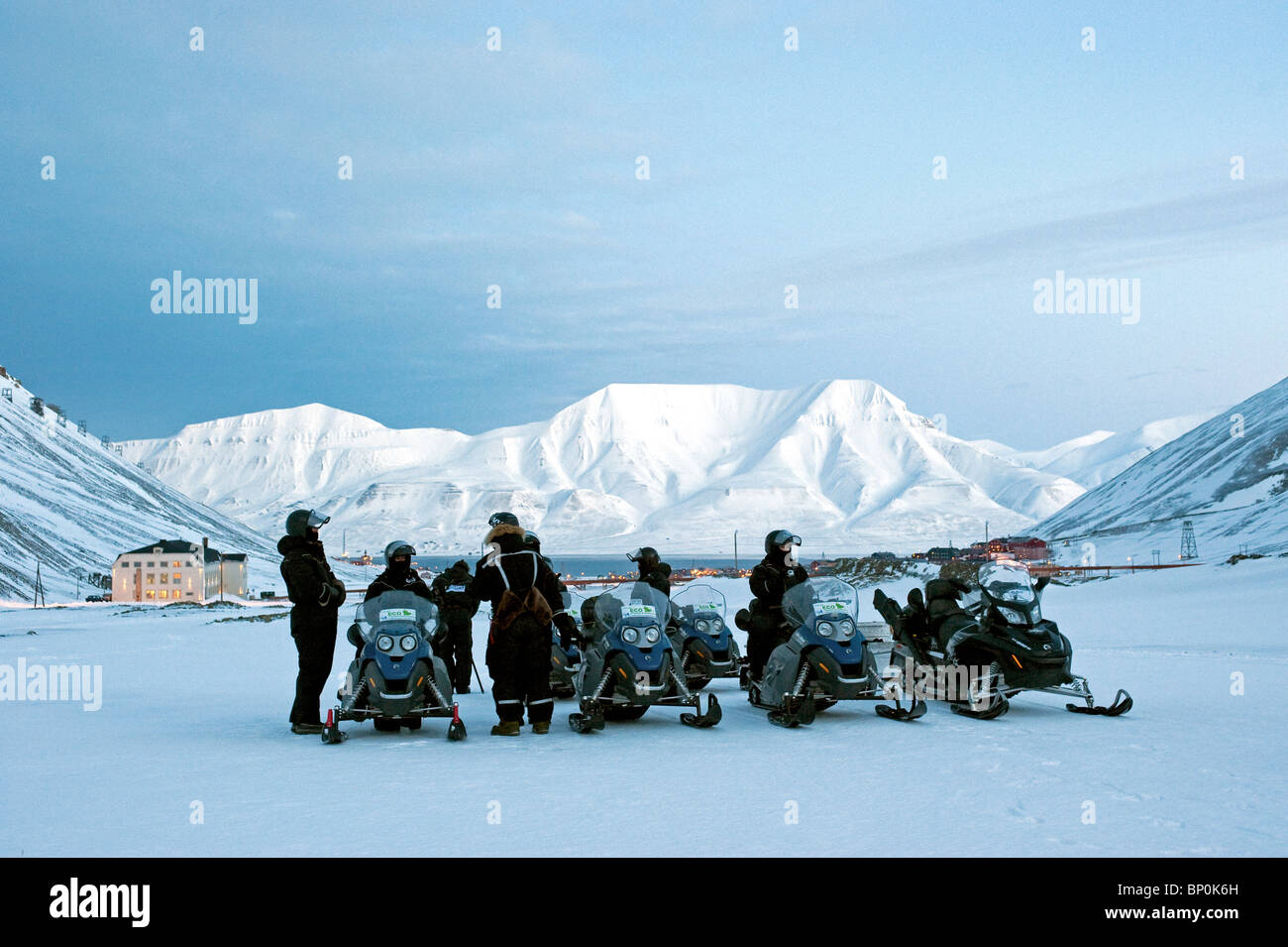 Arktis, Norwegen, Spitzbergen. Skidoo-Abenteuer. Stockfoto