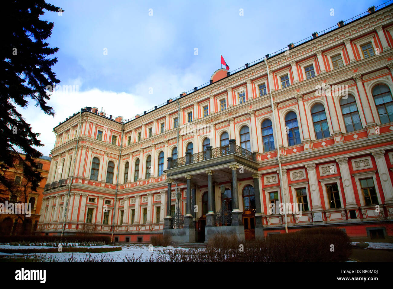 Russland, St. Petersburg; Der Nikolaevski Palast im Zentrum St. Petersburg Stockfoto