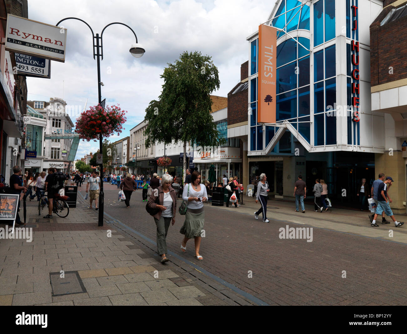 Sutton High Street Fußgängerzone Surrey England Stockfoto