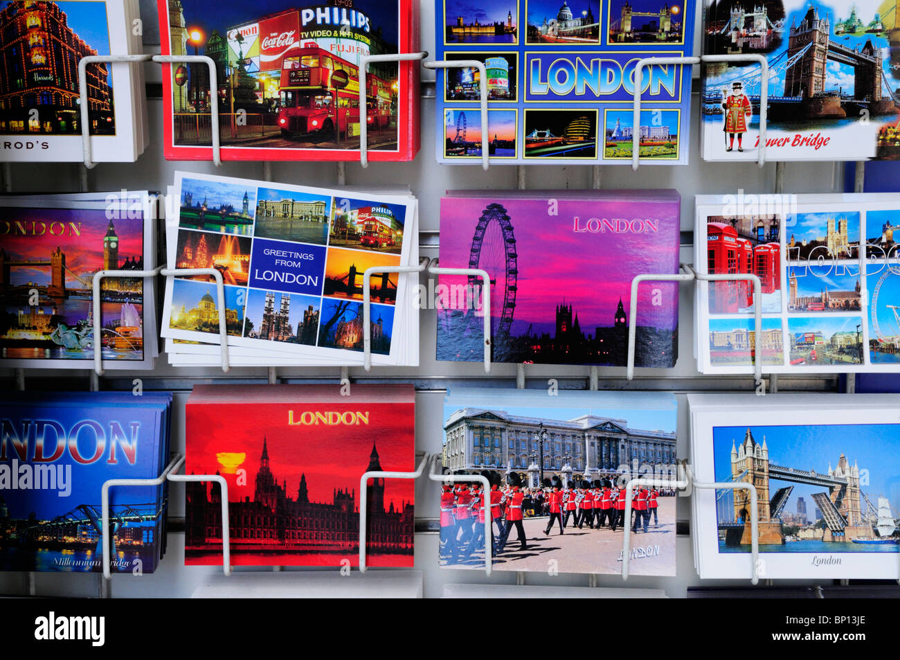 Postkarten für Verkauf, London, England, UK Stockfoto