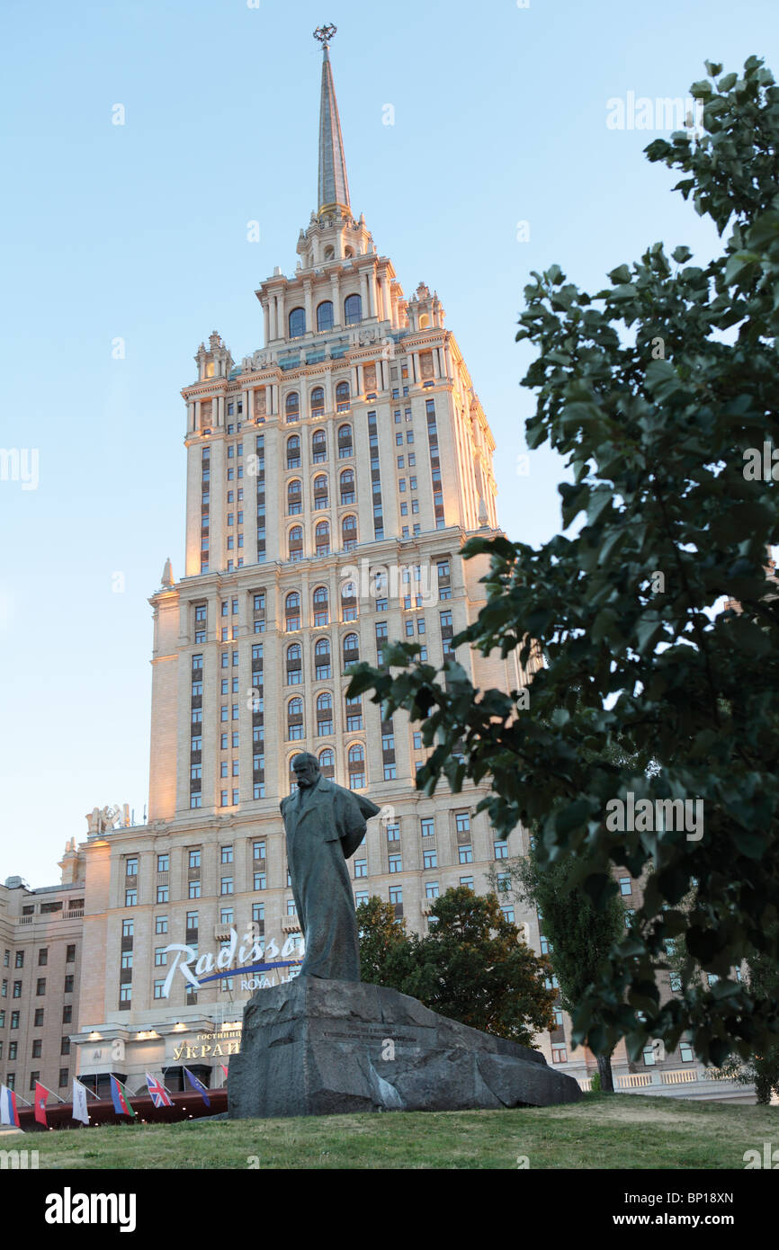 Bau von Radisson Royal Hotel, ehemalige Hotel Ukraina, Moskau, Russland Stockfoto