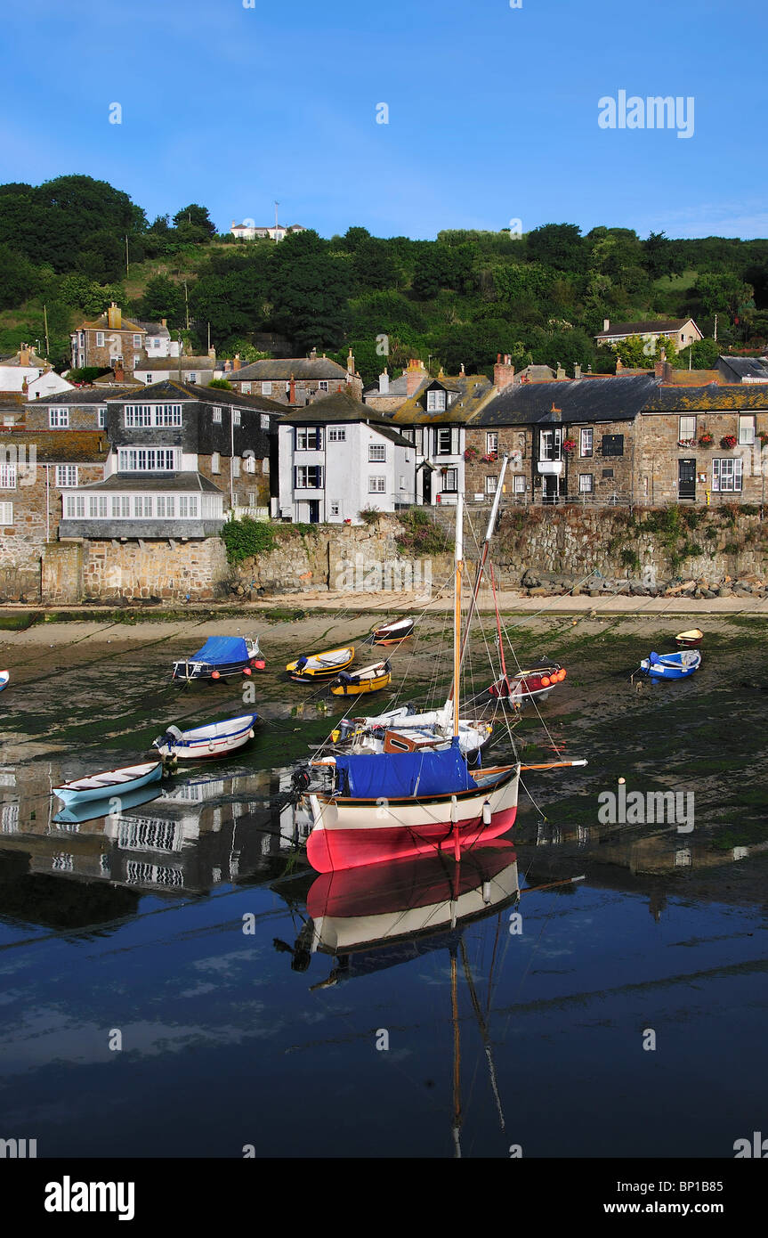 Mousehole, Cornwall, UK. Juli 2010 Stockfoto