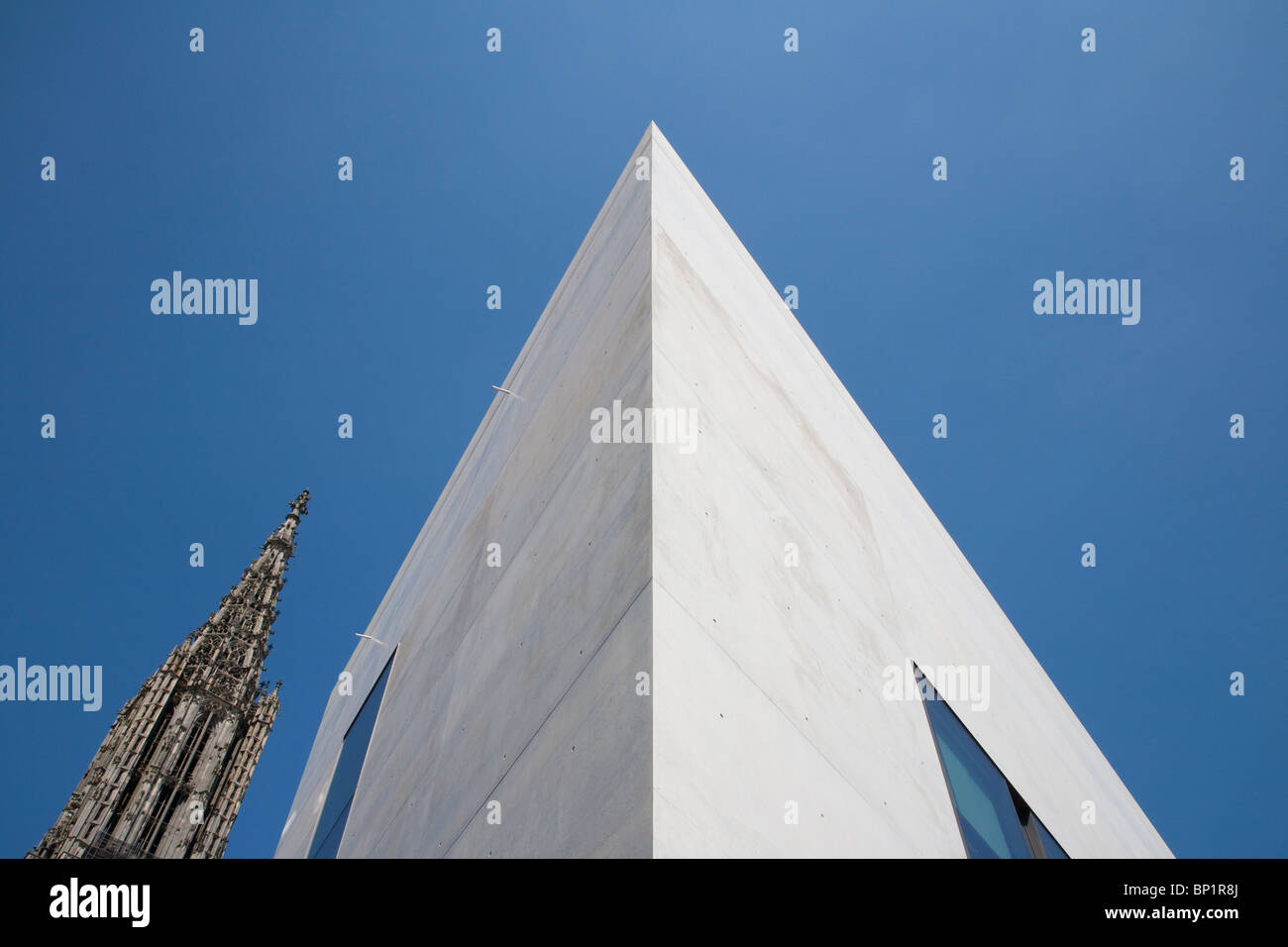 ULMER DOM, KAUFHAUS MUNSTERTOR GEBÄUDE, NEUE MITTE, ULM, BADEN-WÜRTTEMBERG, DEUTSCHLAND Stockfoto