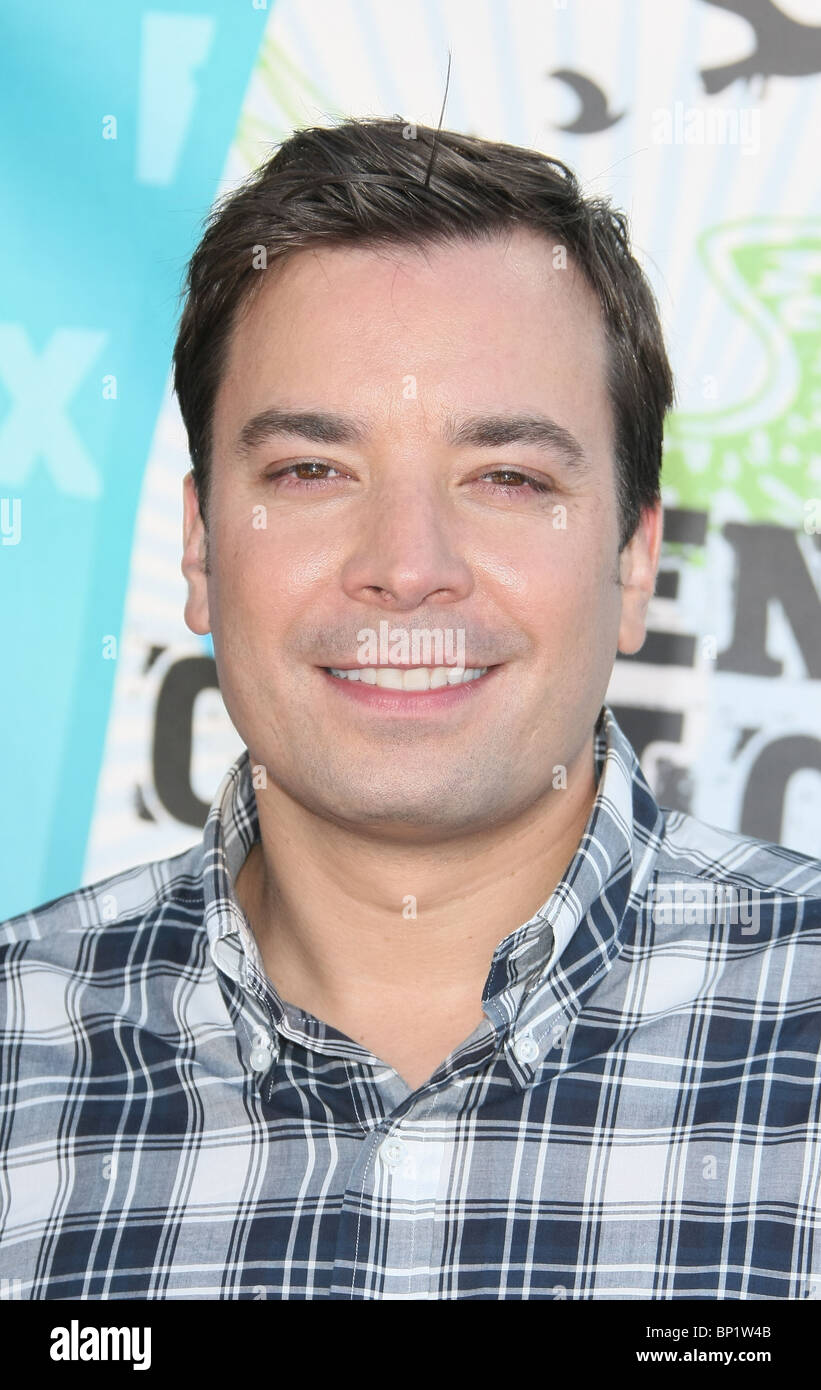 JIMMY FALLON TEEN CHOICE 2010 Ankünfte LOS ANGELES Kalifornien USA 08 August 2010 Stockfoto