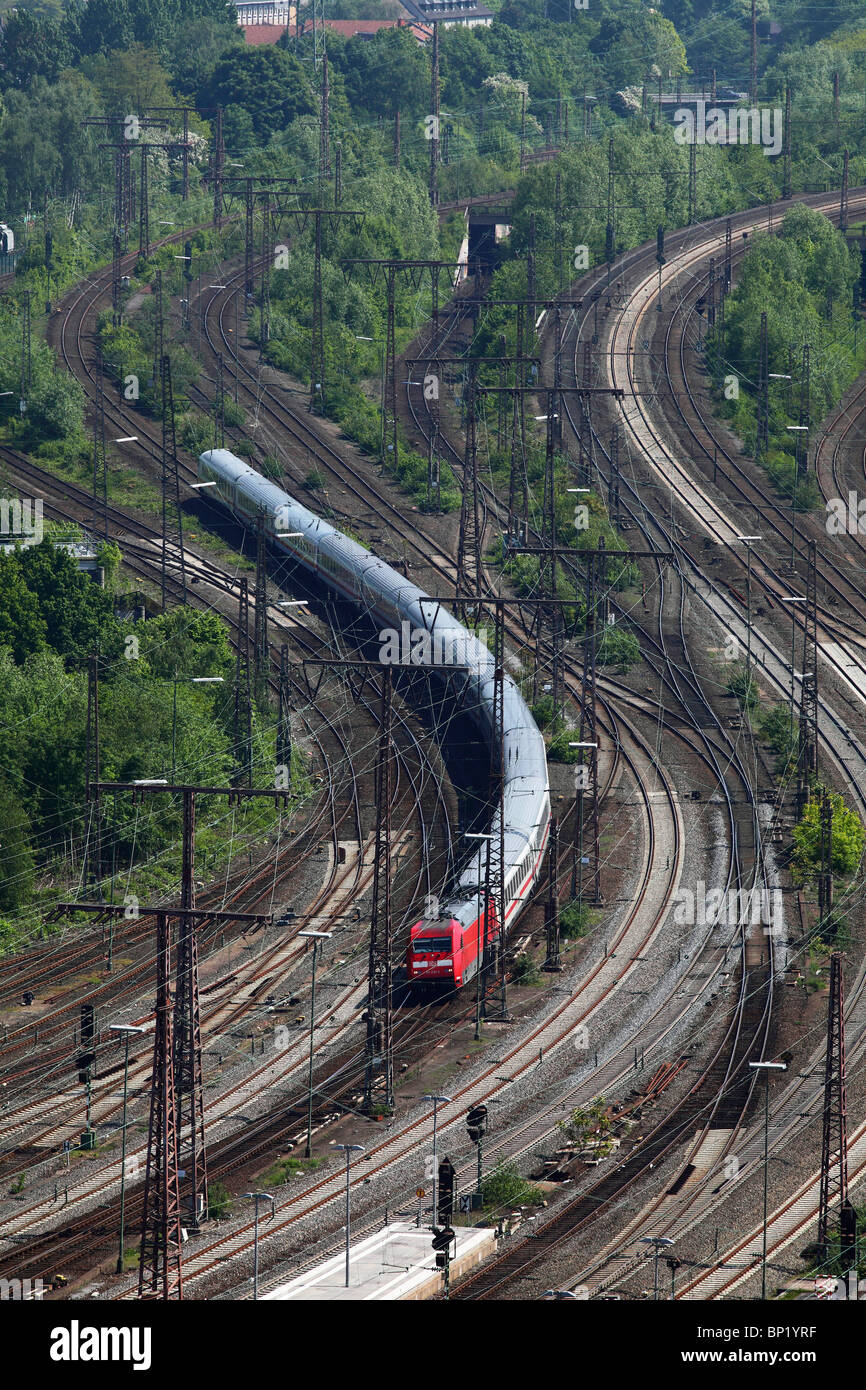 Züge auf der Strecke, öffentlichen Verkehrsmitteln. Stockfoto