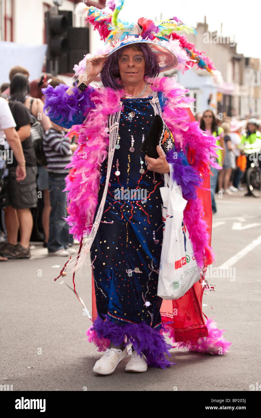 Teilnahme an der Brighton-gay-Pride-Parade 2010 Stockfoto