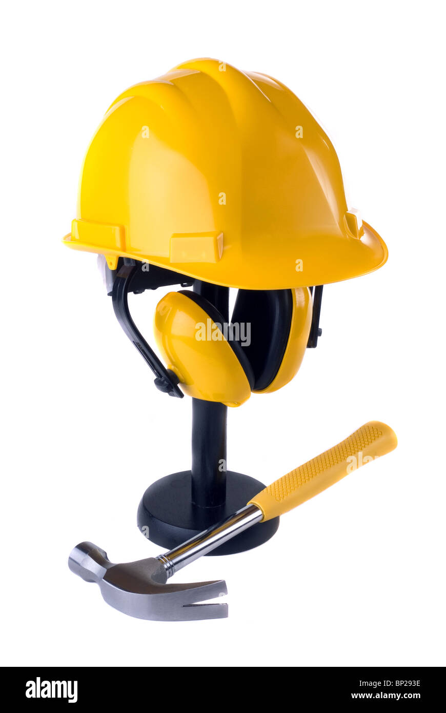 Bau Sicherheit Ausrüstung Schutzhelm, Gehörschutz und Hammer Stockfoto