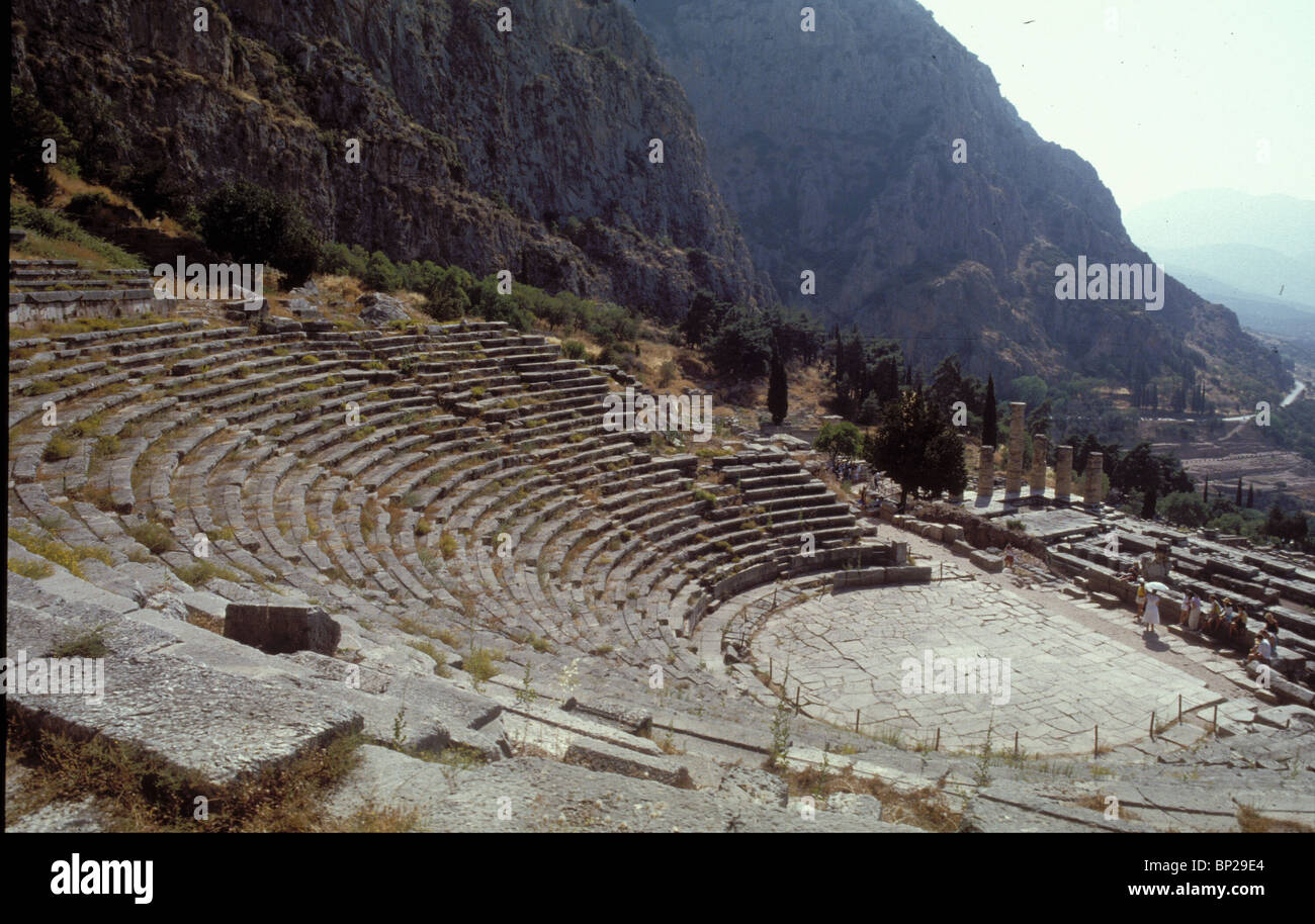 DIE ANTIKE STADT DELPHI & SITZ DER WICHTIGSTEN GRIECHISCHEN TEMPEL & ORAKEL DES APOLLON. ES LAG IM GEBIET VON PHOKIS AUF DER Stockfoto