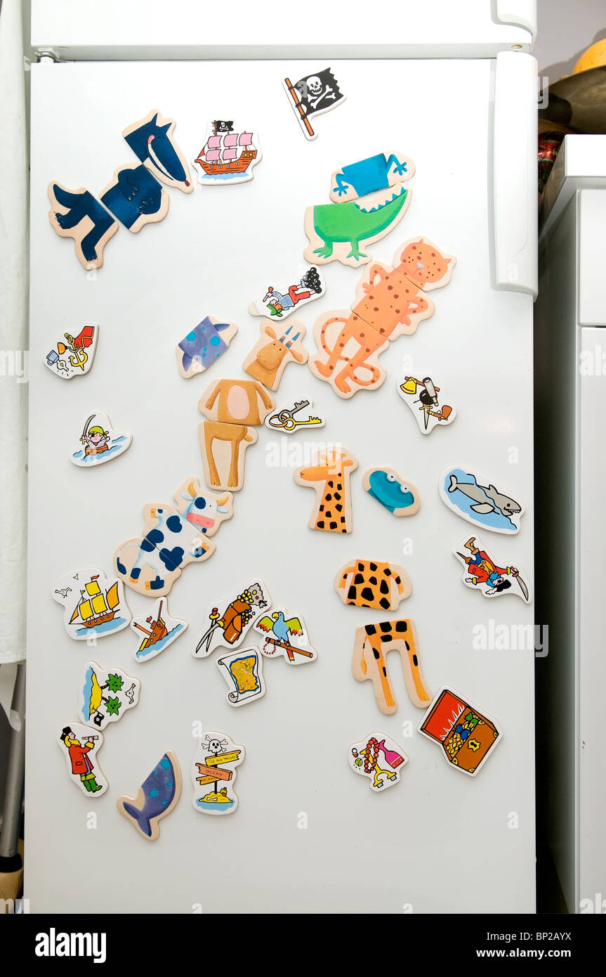 Kühlschranktür mit Magneten Stockfoto