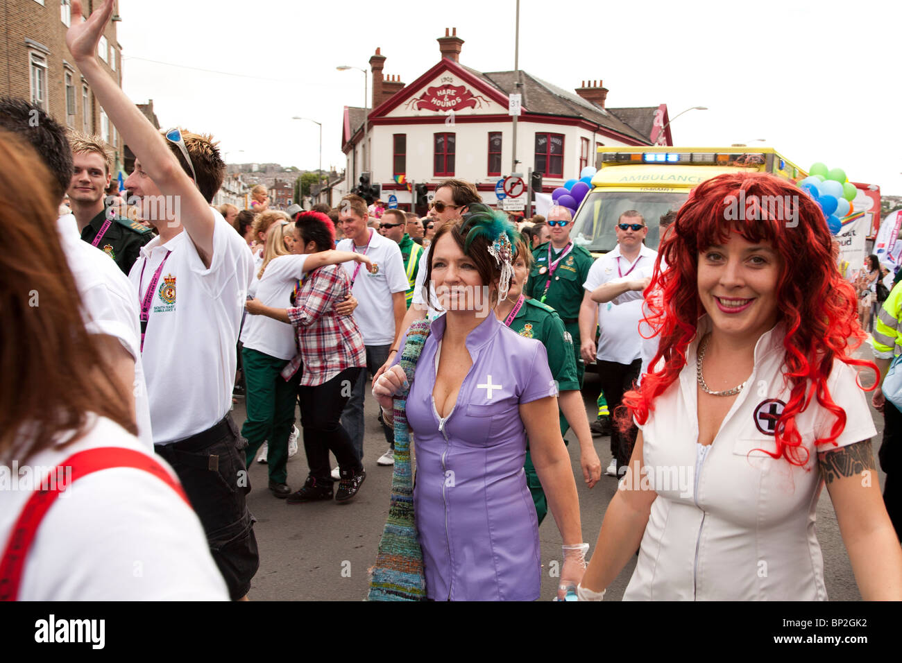 Teilnahme an der Brighton-gay-Pride-Parade 2010 Stockfoto