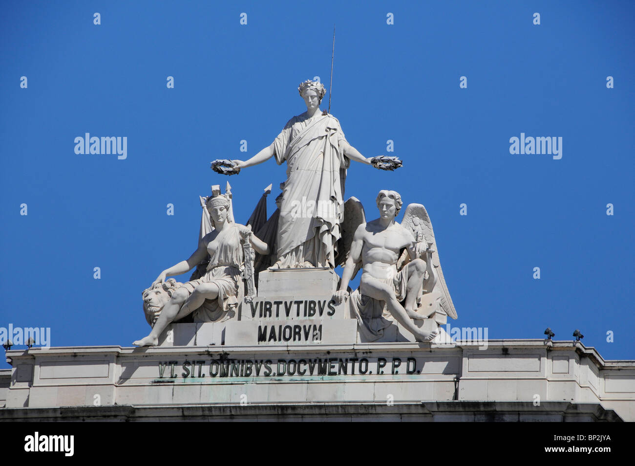 Praca de Commercio, der "Platz der Handel", gehört zu den wichtigsten Platz in Lissabon, Portugal. Stockfoto