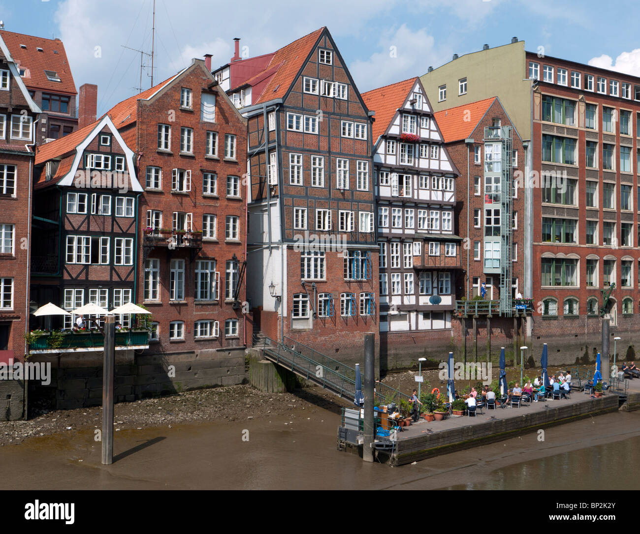 Historische Fachwerkhäuser am Nikolaifleet in Hamburg Deutschland Stockfoto