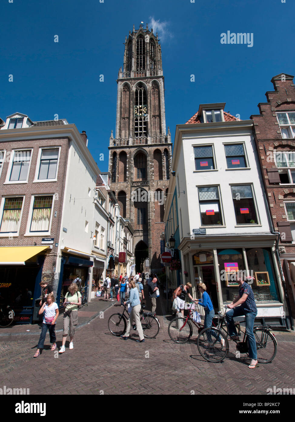 Belebten Straßen in der Altstadt von zentralen Utrecht in den Niederlanden Stockfoto