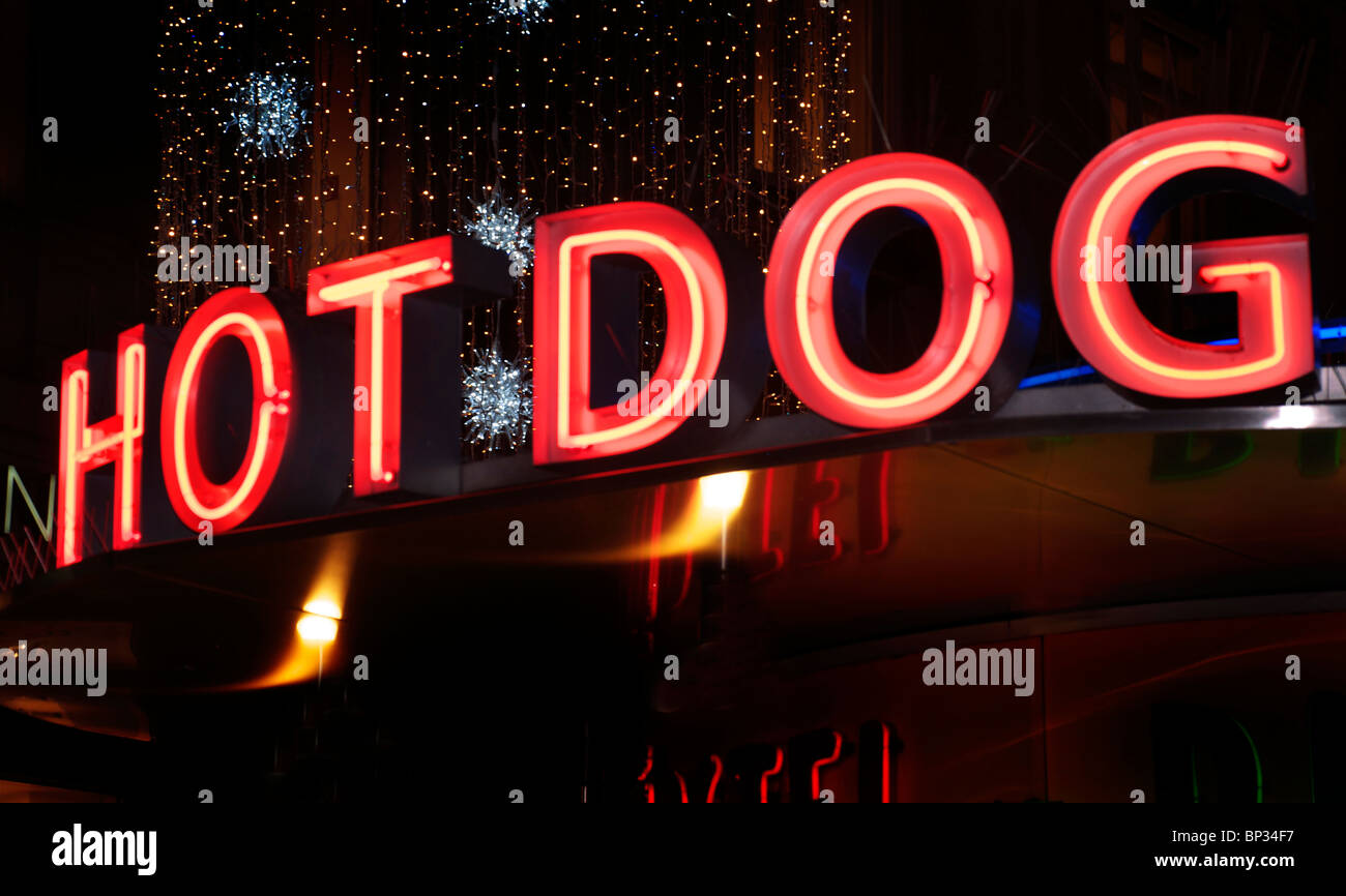 HOT-DOG-LEUCHTREKLAME Stockfoto
