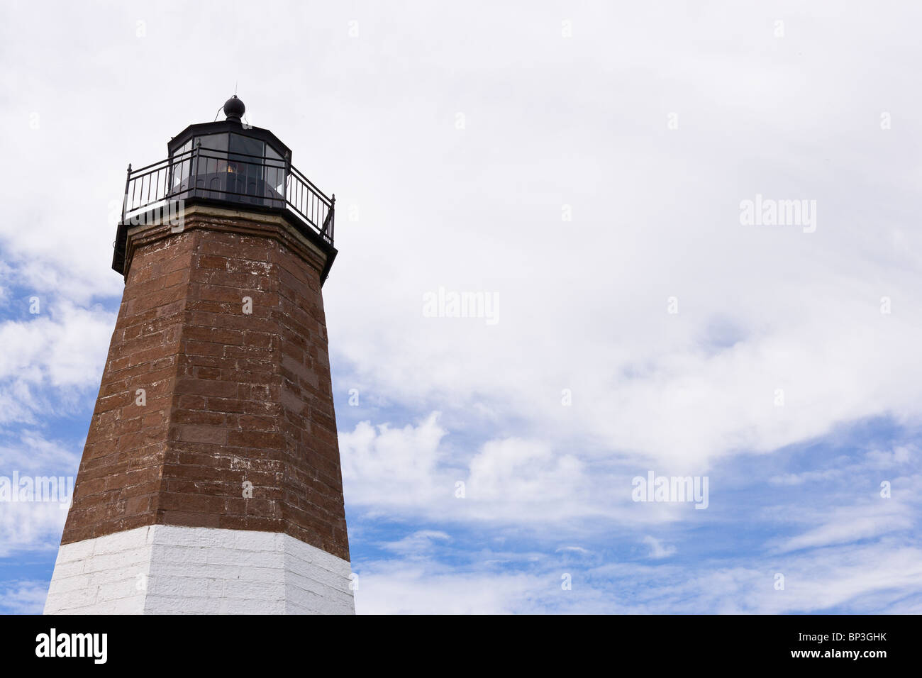 US Abteilung der Heimat Sicherheit Coast Guard Station Point Judit, beinhaltet einen Leuchtturm. Stockfoto