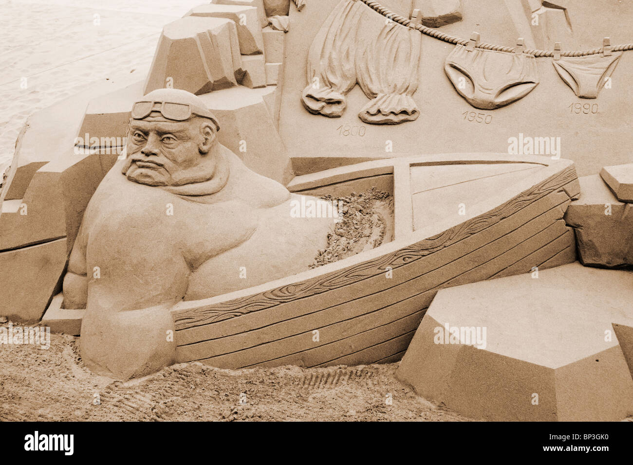 Sand Skulptur am Strand in Spanien Stockfoto