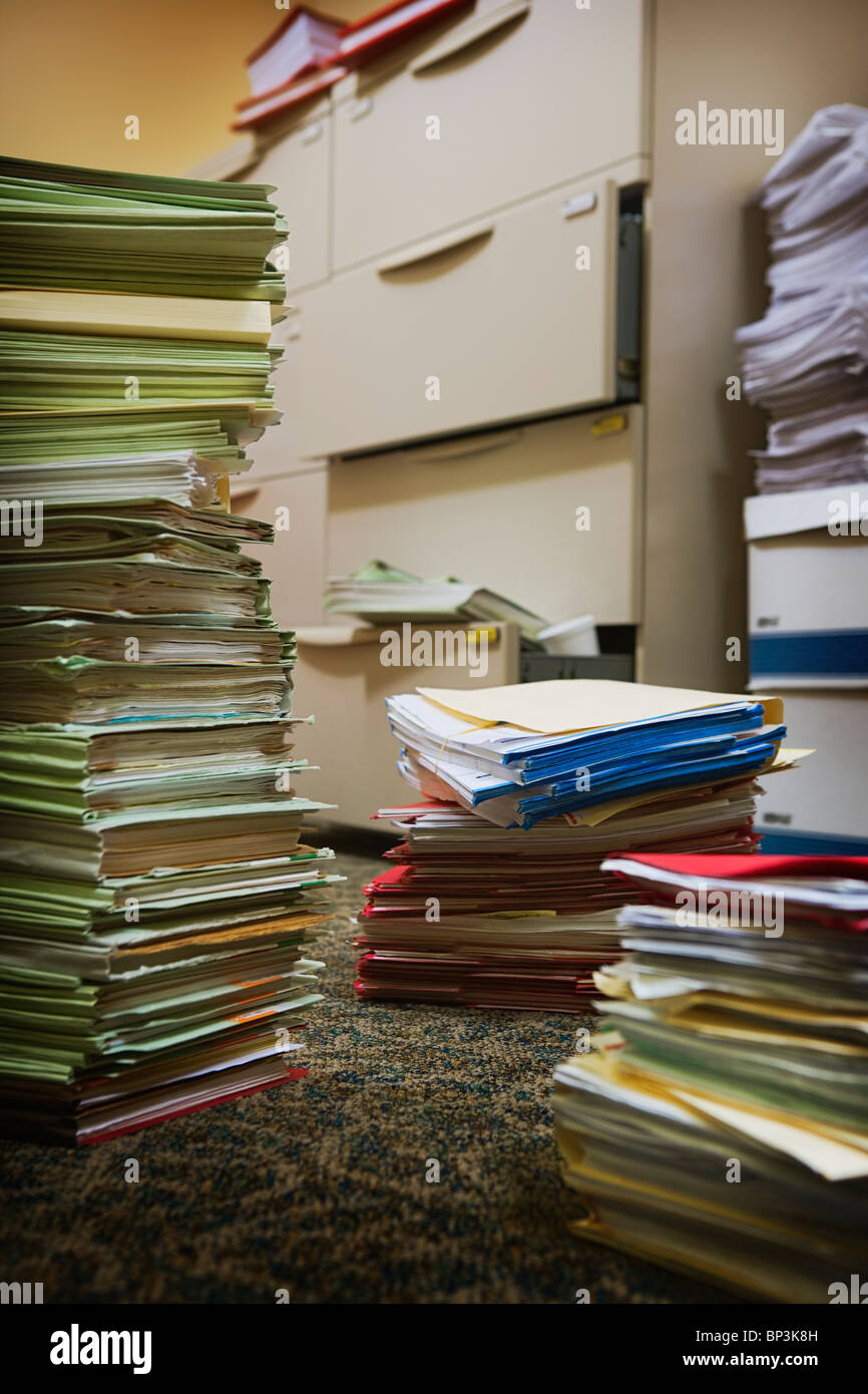 Stapel von Akten in Papierform Stockfoto