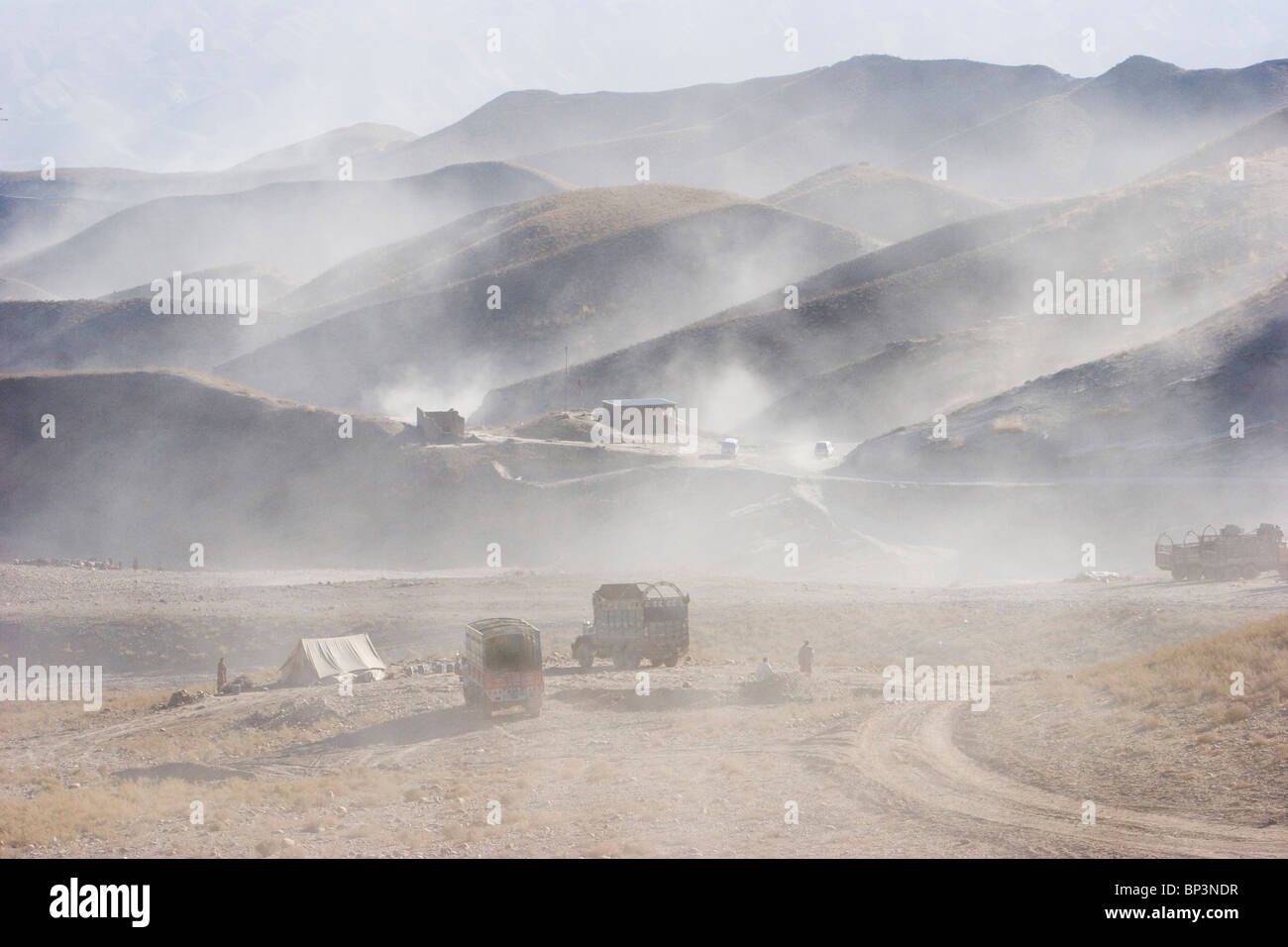 Sarobi road -Fotos und -Bildmaterial in hoher Auflösung – Alamy