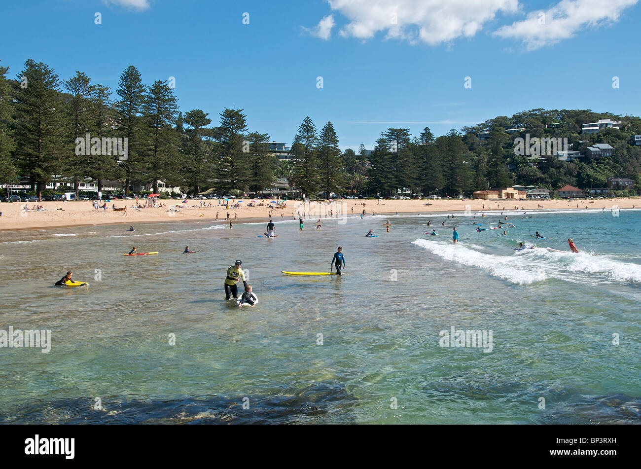 Schwimmer Palm Beach Strände im Norden Sydney NSW Australia Stockfoto