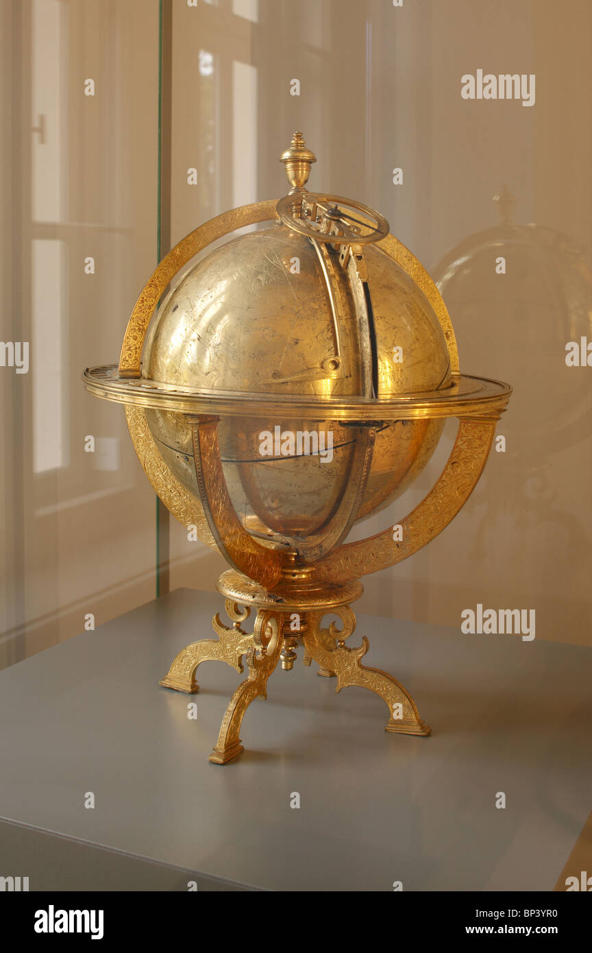 Ein Himmelsglobus in der Herzogin Anna Amalia Library, Weimar, Deutschland Stockfoto