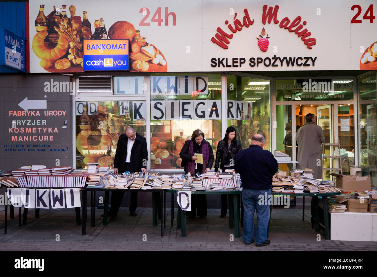 Im freien Buchmarkt, Warschau. Stockfoto