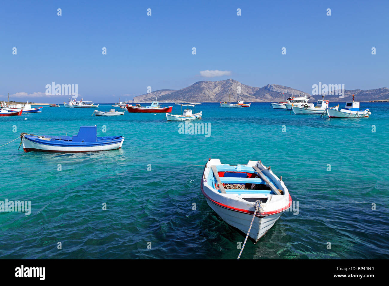 Angelboote/Fischerboote am Hafen, Insel Koufonisi, Cyclades, Ägäische Inseln, Griechenland Stockfoto