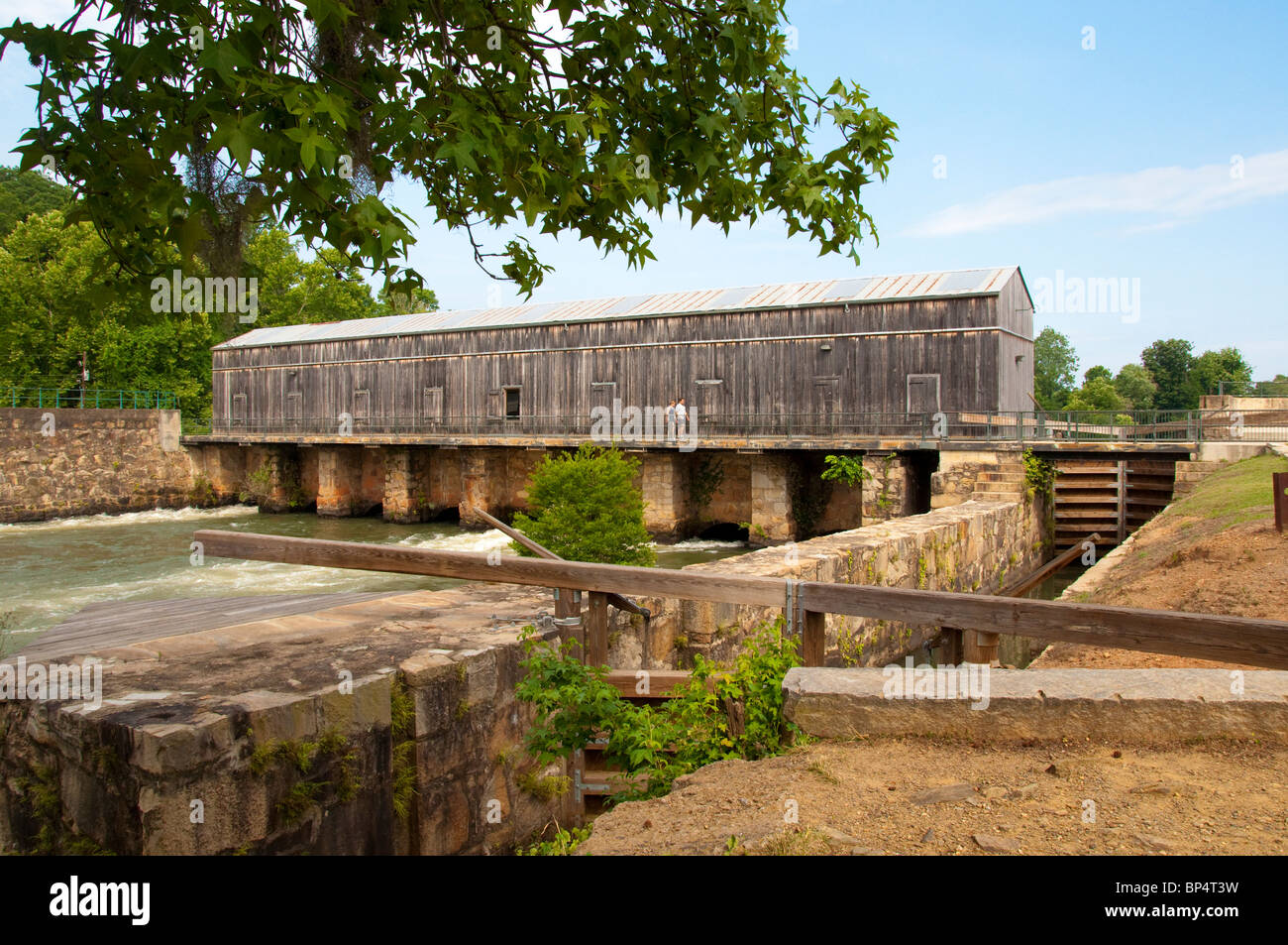 Kanal Headgates am Savannah River Augusta Georgia Stockfoto Kanal Headgates am Savannah River Augusta Georgia Stockfoto