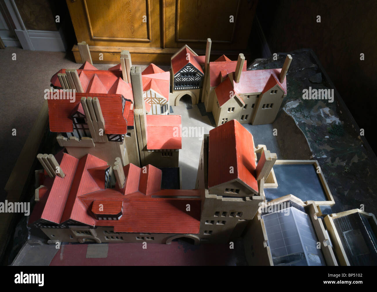 Cragside historisches Haus Northumberland UK - Play-House-Version des Hauses im Spielzimmer Stockfoto