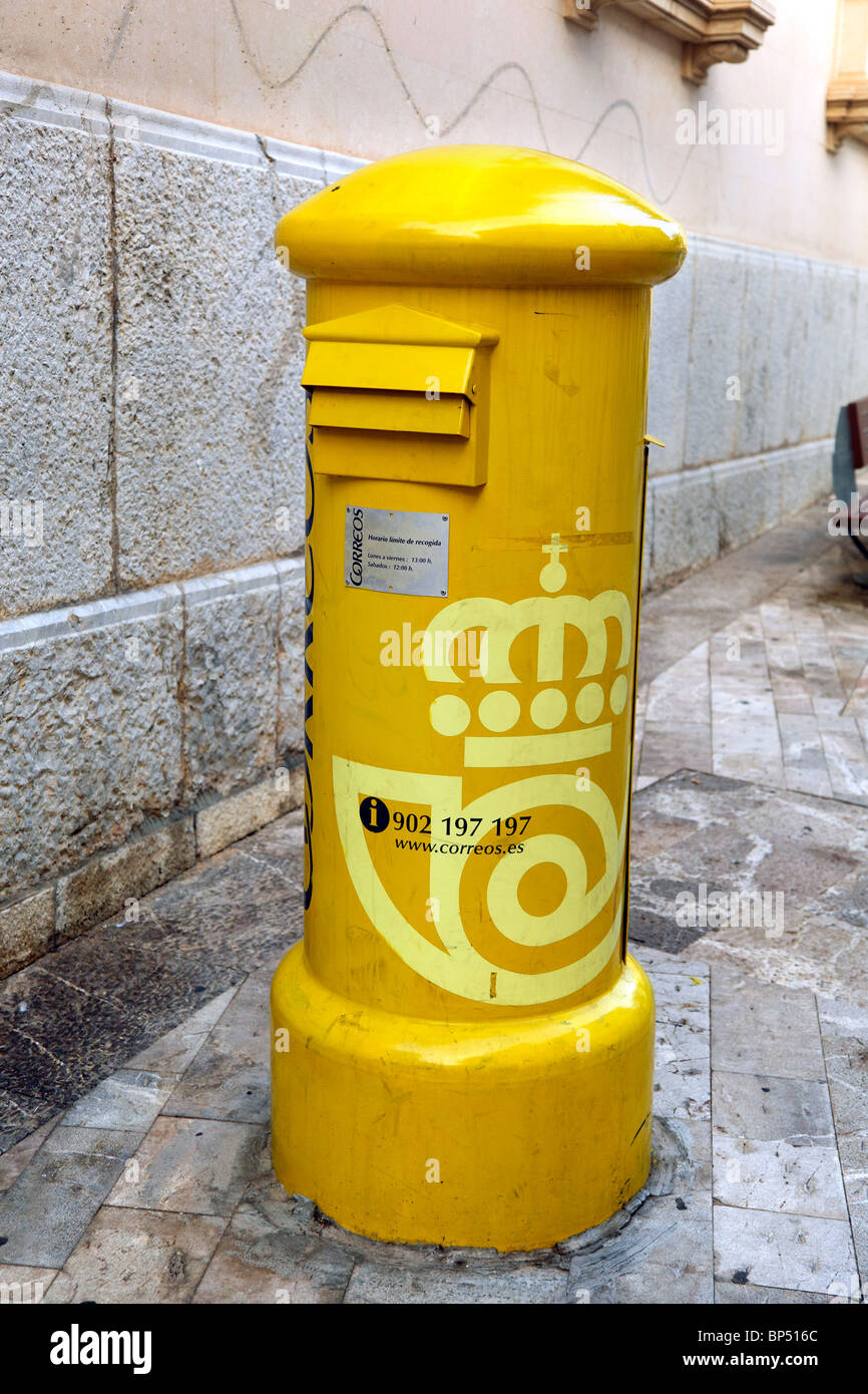 Spanien Mallorca Briefkasten Post Postfach e-Mail Stockfotografie - Alamy