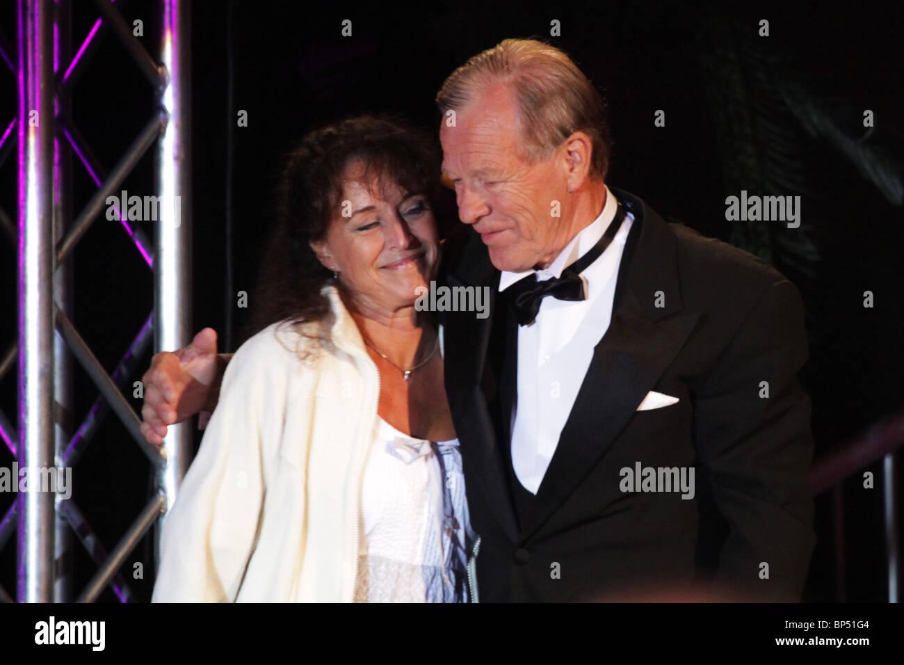 Millionär Anders Wiklöf Stimmen für die Ostsee-Konzert (Röster för Östersjön) Andersudde Aland-Finnland August 2010 Stockfoto