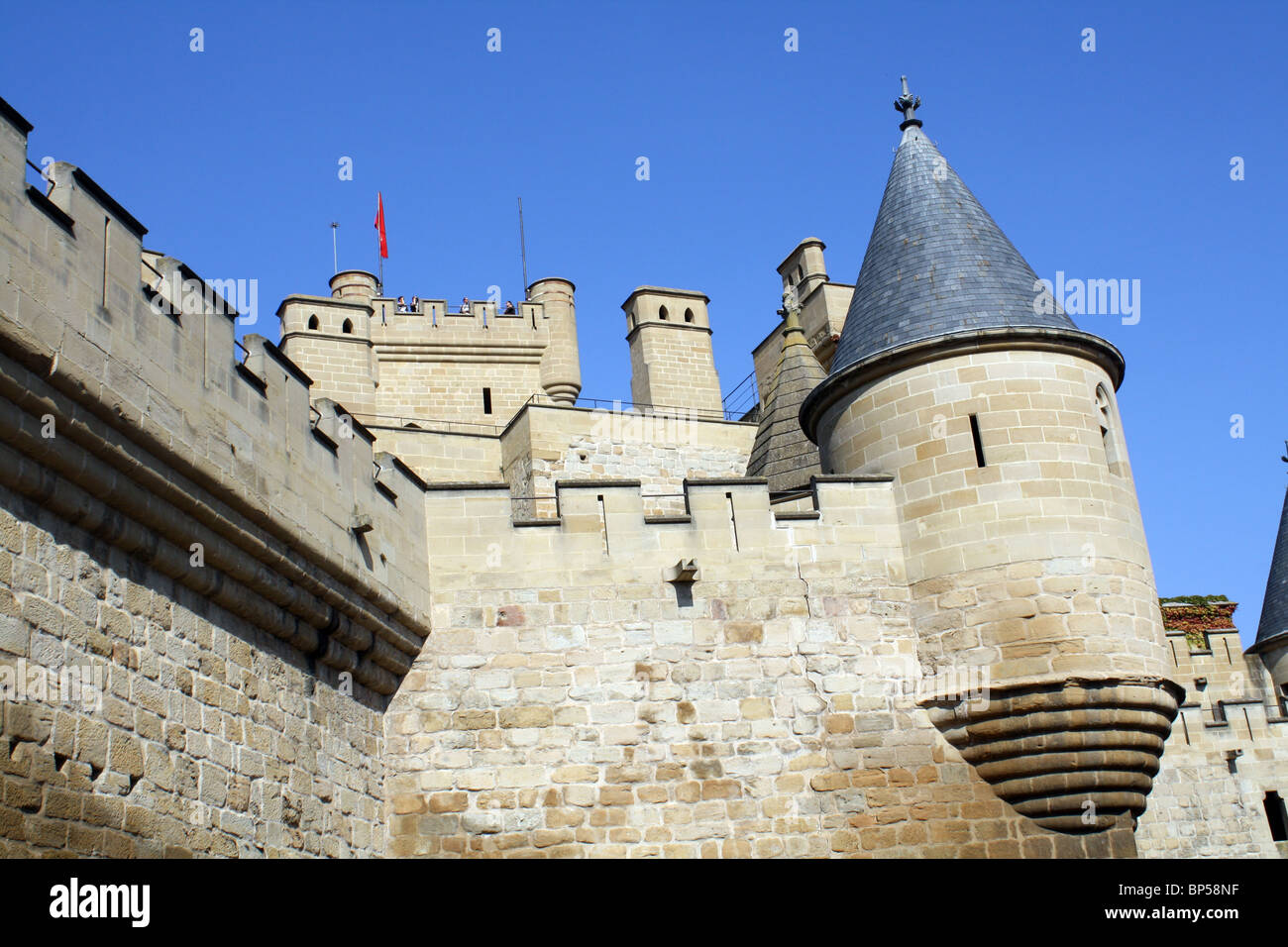 Ehemalige Burg der Könige von Navarra (Spanien) in Olites Villa. Stockfoto