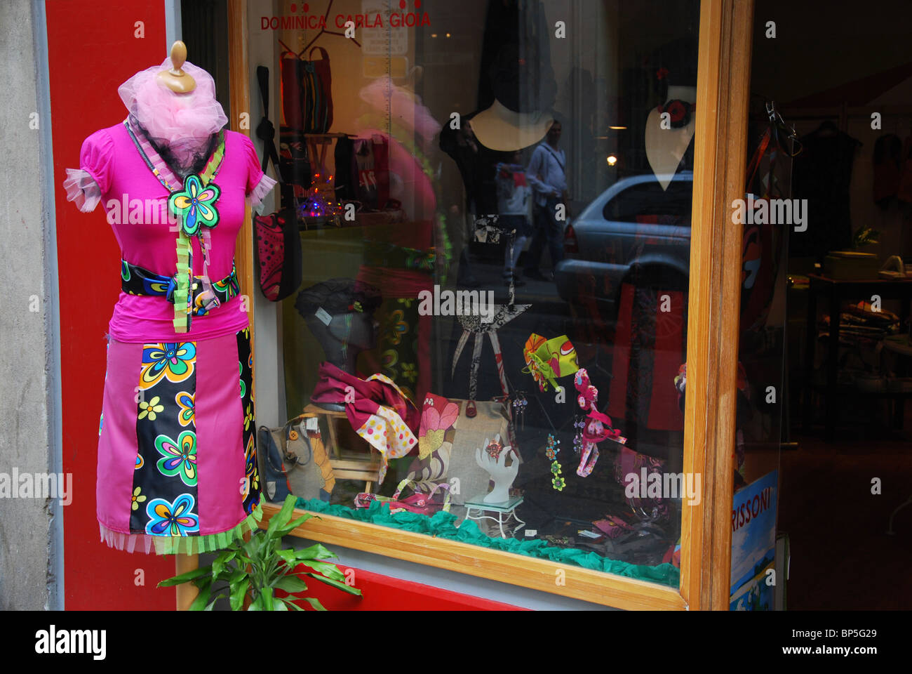 bunte Shop im 3. Bearb. Paris Frankreich Stockfoto