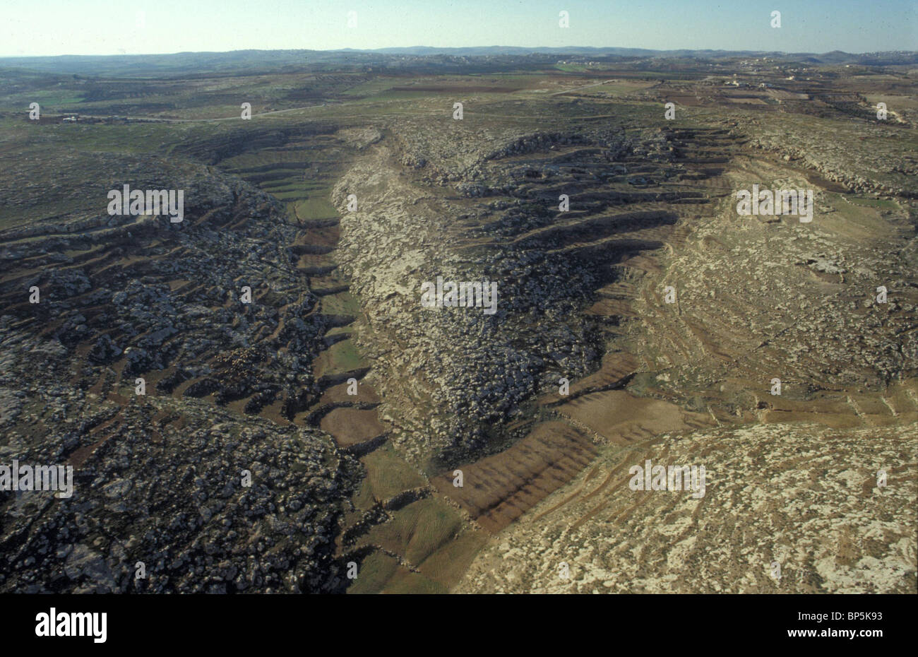 JUDÄA - LANDSCHAFT ZWISCHEN BETLECHEM & HEBRON MIT ARABISCHEN DÖRFERN & LANDWIRTSCHAFTLICHE GRUNDSTÜCKE 4914 JUDÄA HÜGELLAND NÖRDLICH VON HEBRON Stockfoto