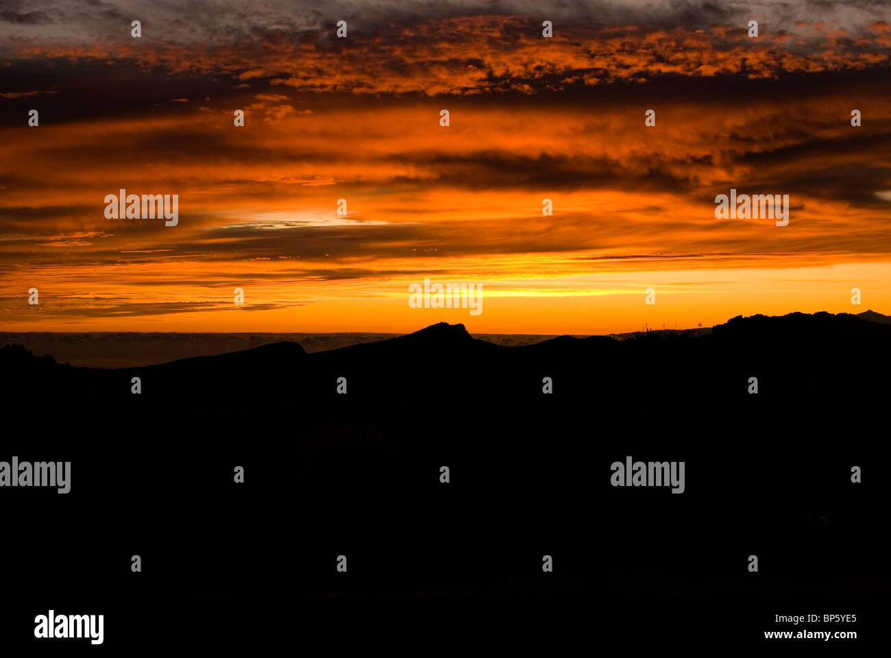 Sonnenaufgang am Morgen an der Sternwarte de Roque de Los Muchachos auf La Palma Stockfoto