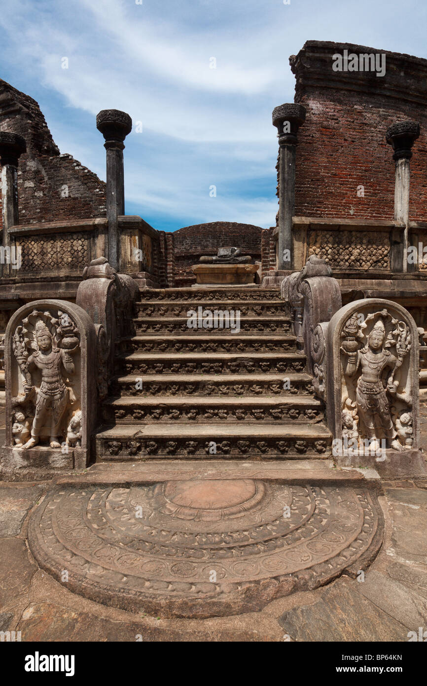 Alte Vatadage (buddhistische Stupa) in Pollonnaruwa, Sri Lanka Stockfoto