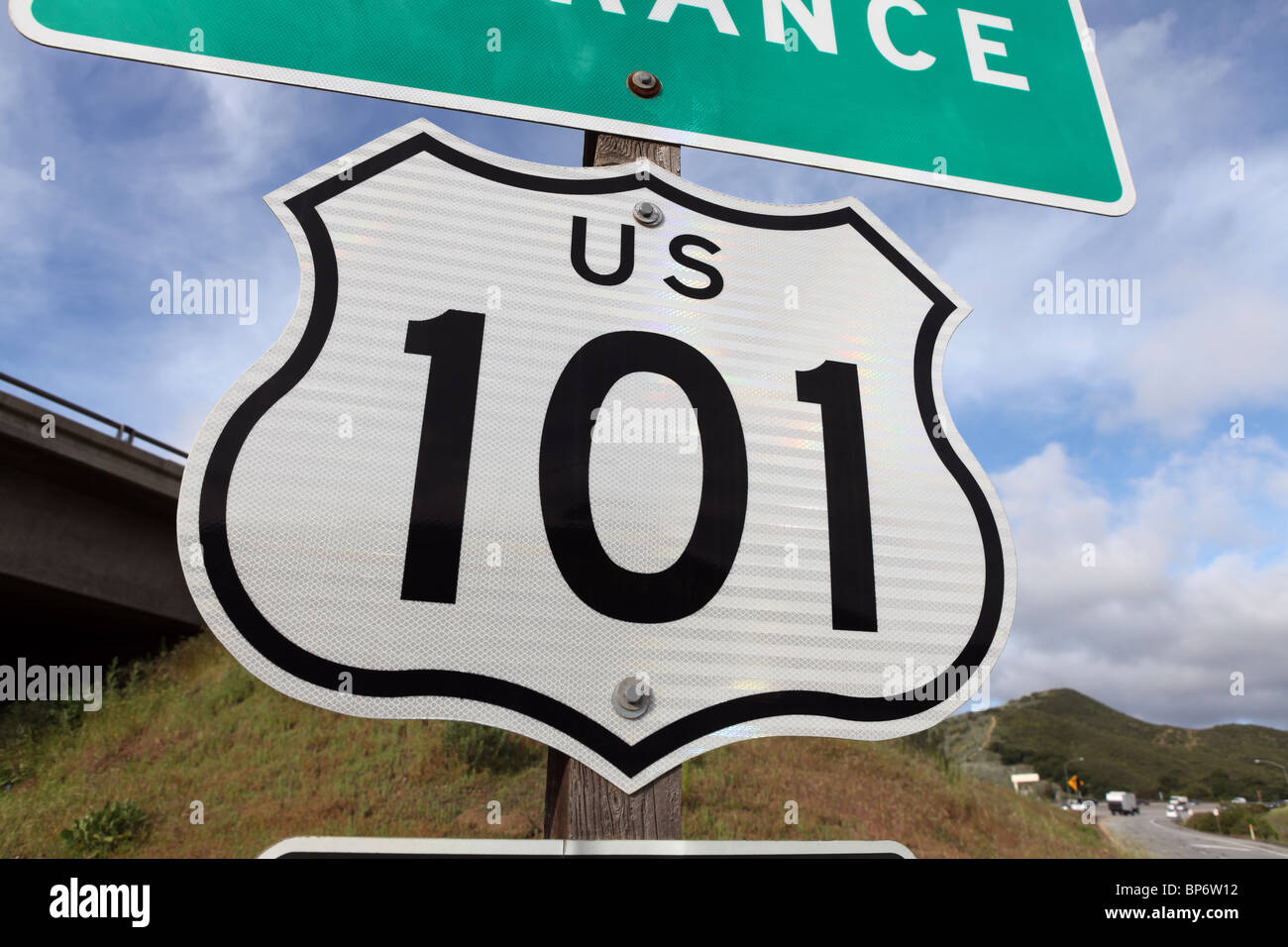 Autobahnauffahrt unterzeichnen, US 101 zwischen Los Angeles und San Francisco, Kalifornien. Stockfoto