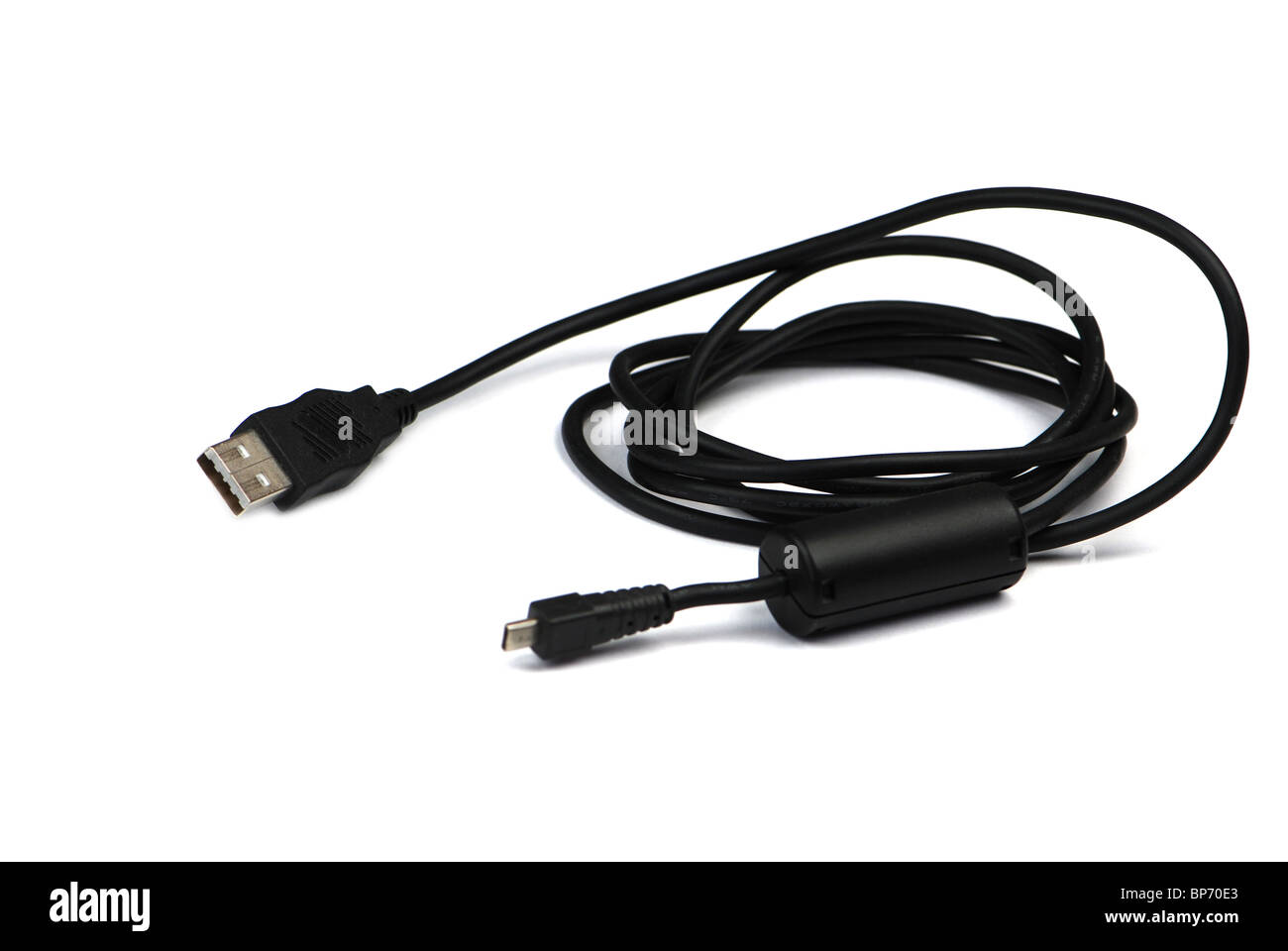 Black USB-Kabel auf weiß Stockfoto