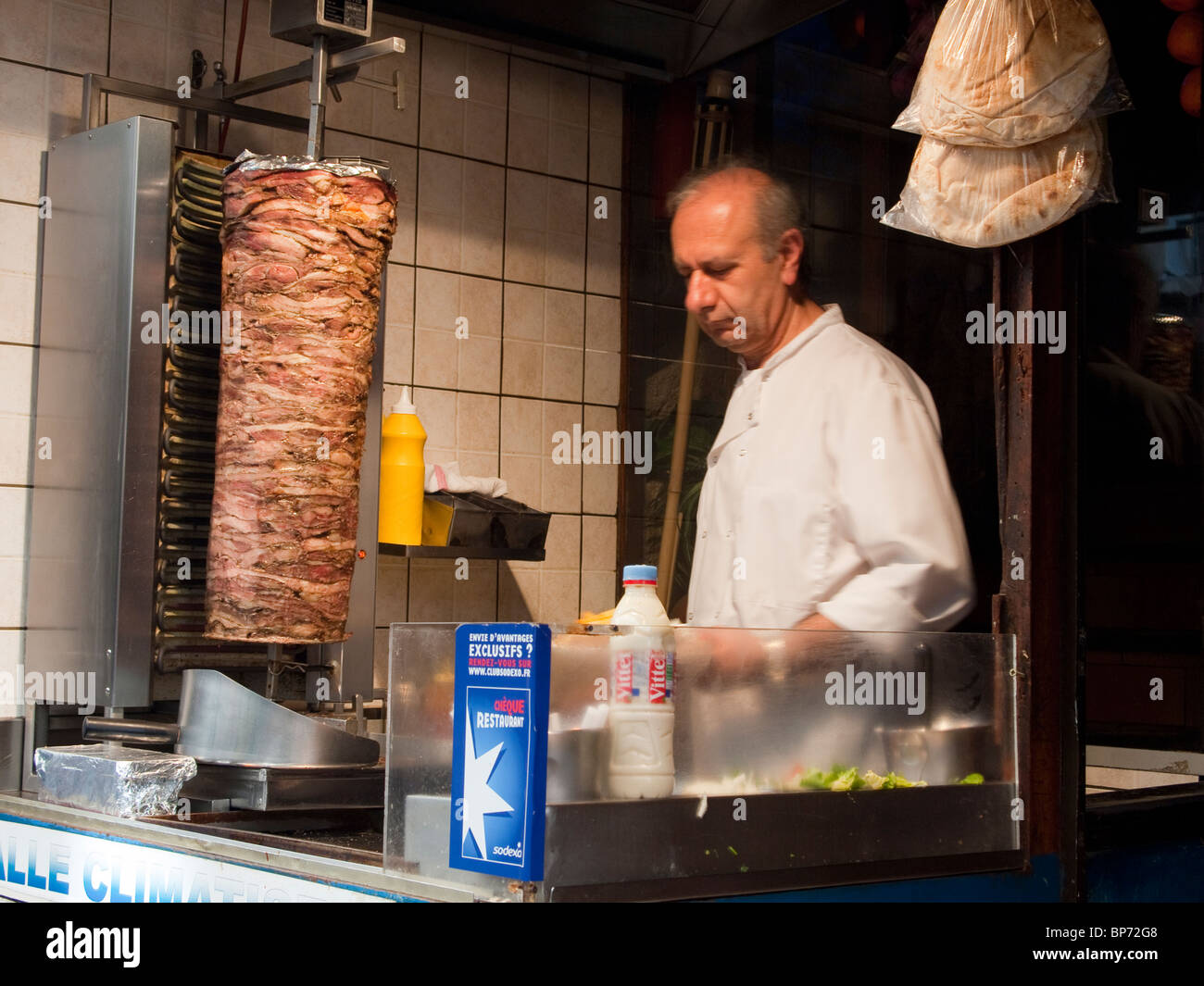 Grieche Koch Stockfotos und -bilder Kaufen - Alamy