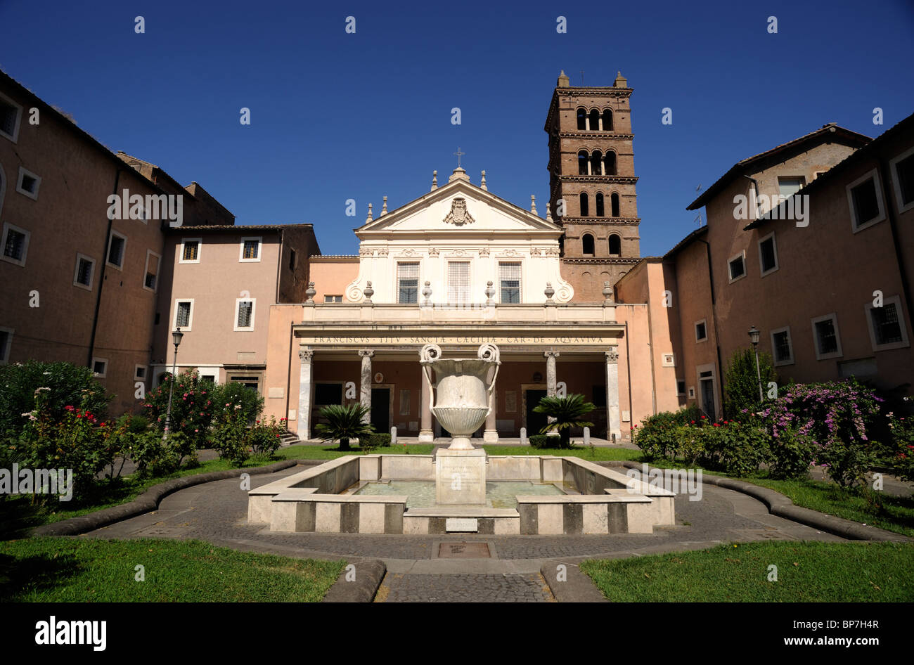 Basilica di santa cecilia in trastevere -Fotos und -Bildmaterial in
