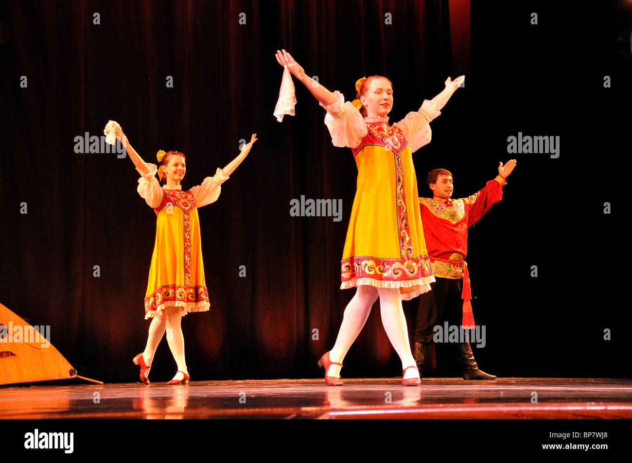 Russische Folklore Tänzer, Sankt Petersburg, Nordwest-Region, Russland Stockfoto