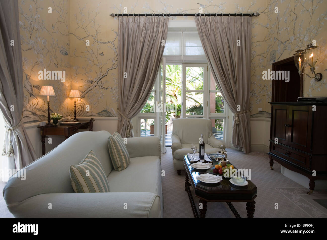 Wohnzimmer der Suite Churchill Reids Palace Hotel, Funchal, Madeira, Portugal Stockfoto