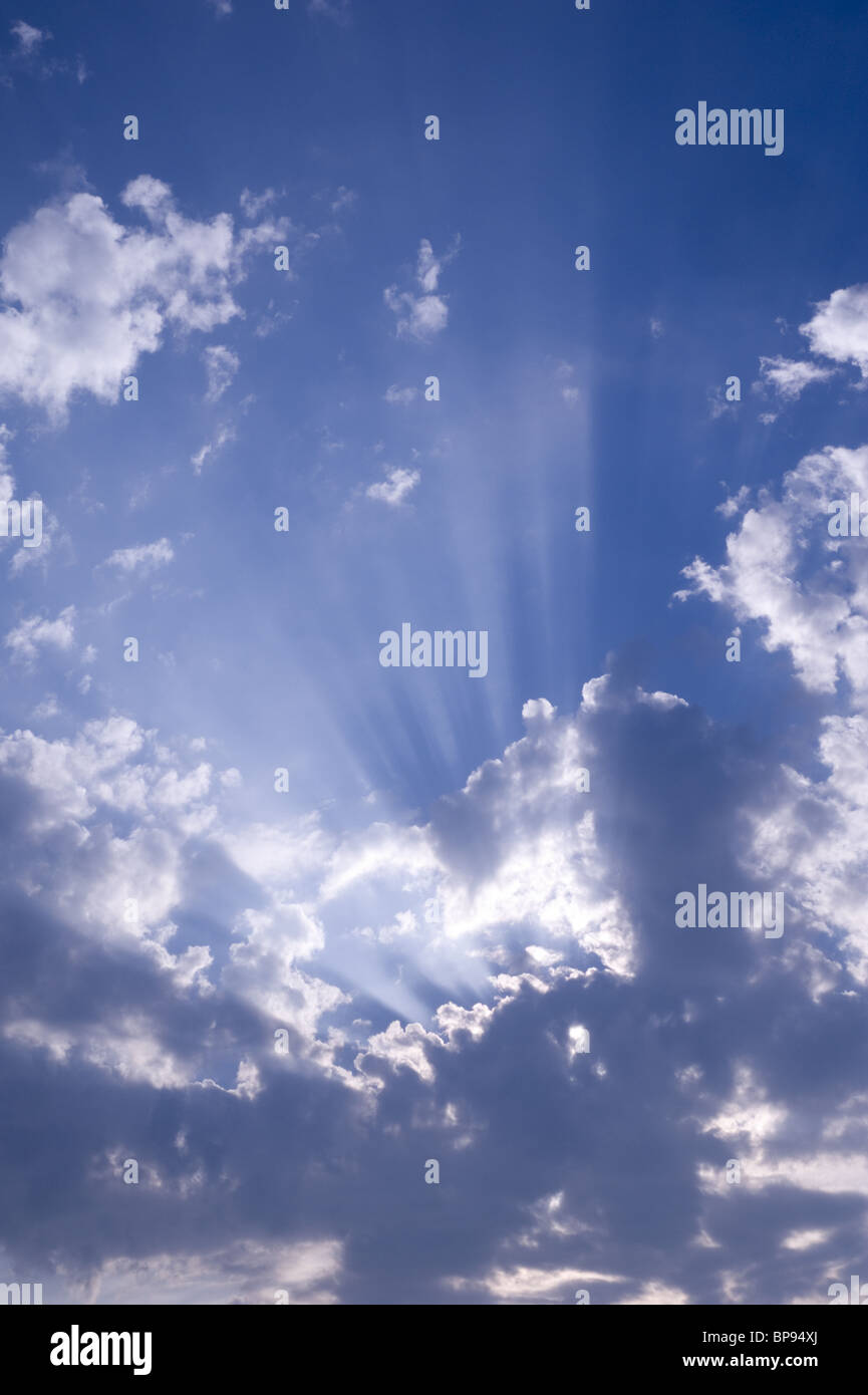 Sonne und Wolken Stockfoto