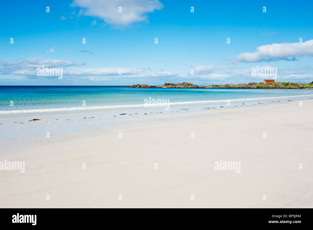 Schönen weißen Sandstrand, Gimsøya, Lofoten Inseln, Norwegen Stockfoto