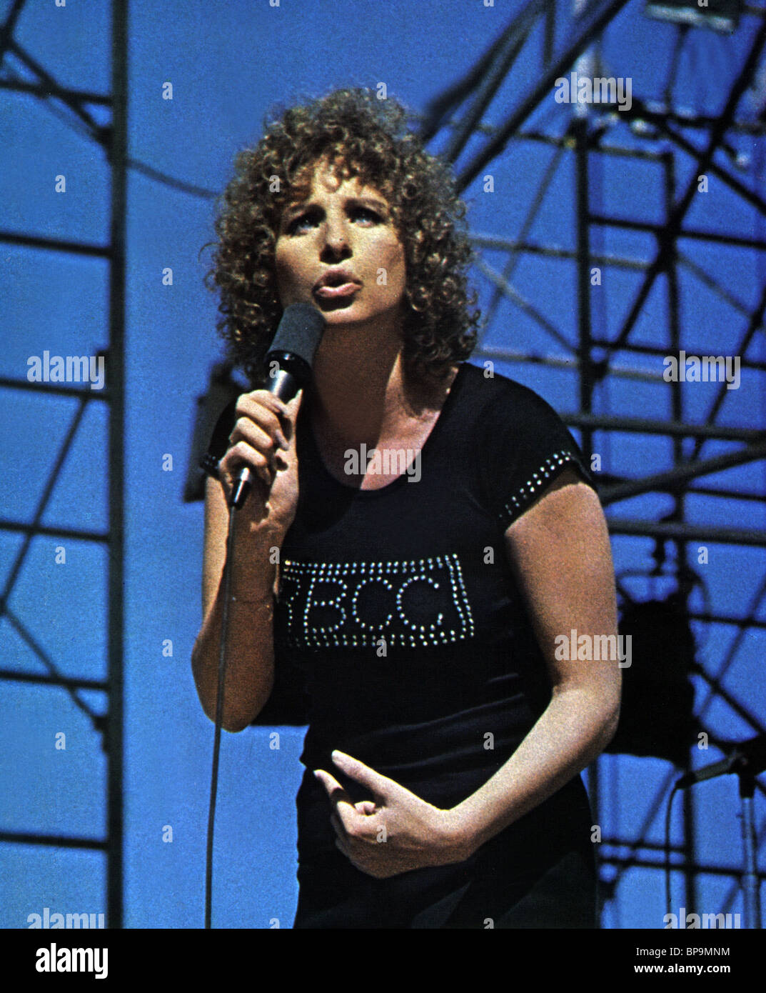 BARBRA STREISAND A STAR IS BORN (1976 Stockfotografie - Alamy